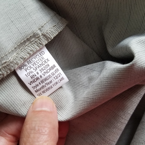 NWT Burnside Shorts Hybrid walk short board short Silver Size 36 - Picture 7 of 12